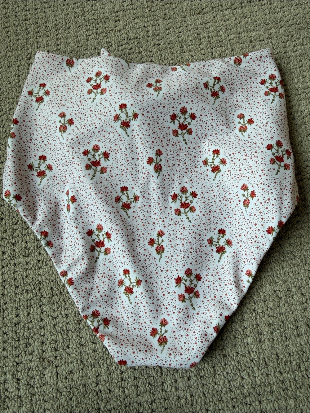 Minnow High-Waist Floral Tie-Shoulder Bikini Top (S) and Bottom (M)- Red Floral - Picture 7 of 10